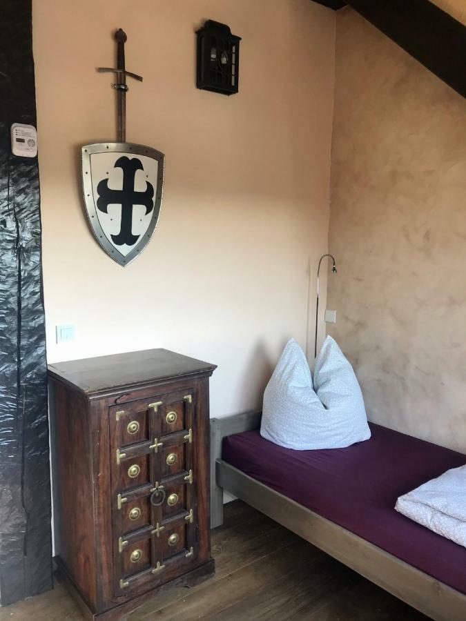 Ferienwohnung Wachstube Mit 3 Schlafraeumen Im Rittergut Leppersdorf Wachau Exteriör bild