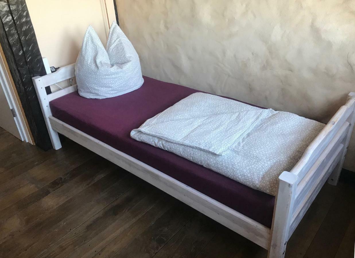 Ferienwohnung Wachstube Mit 3 Schlafraeumen Im Rittergut Leppersdorf Wachau Exteriör bild
